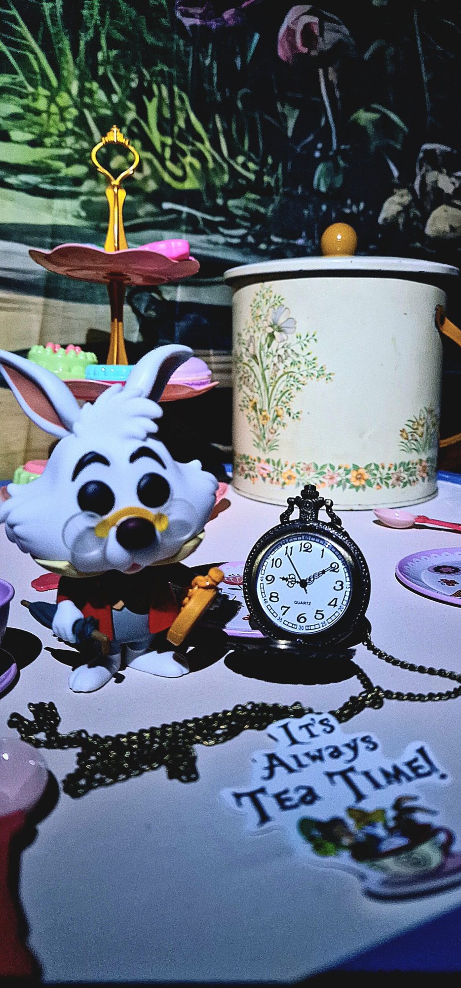 white rabbit escape room photo 2